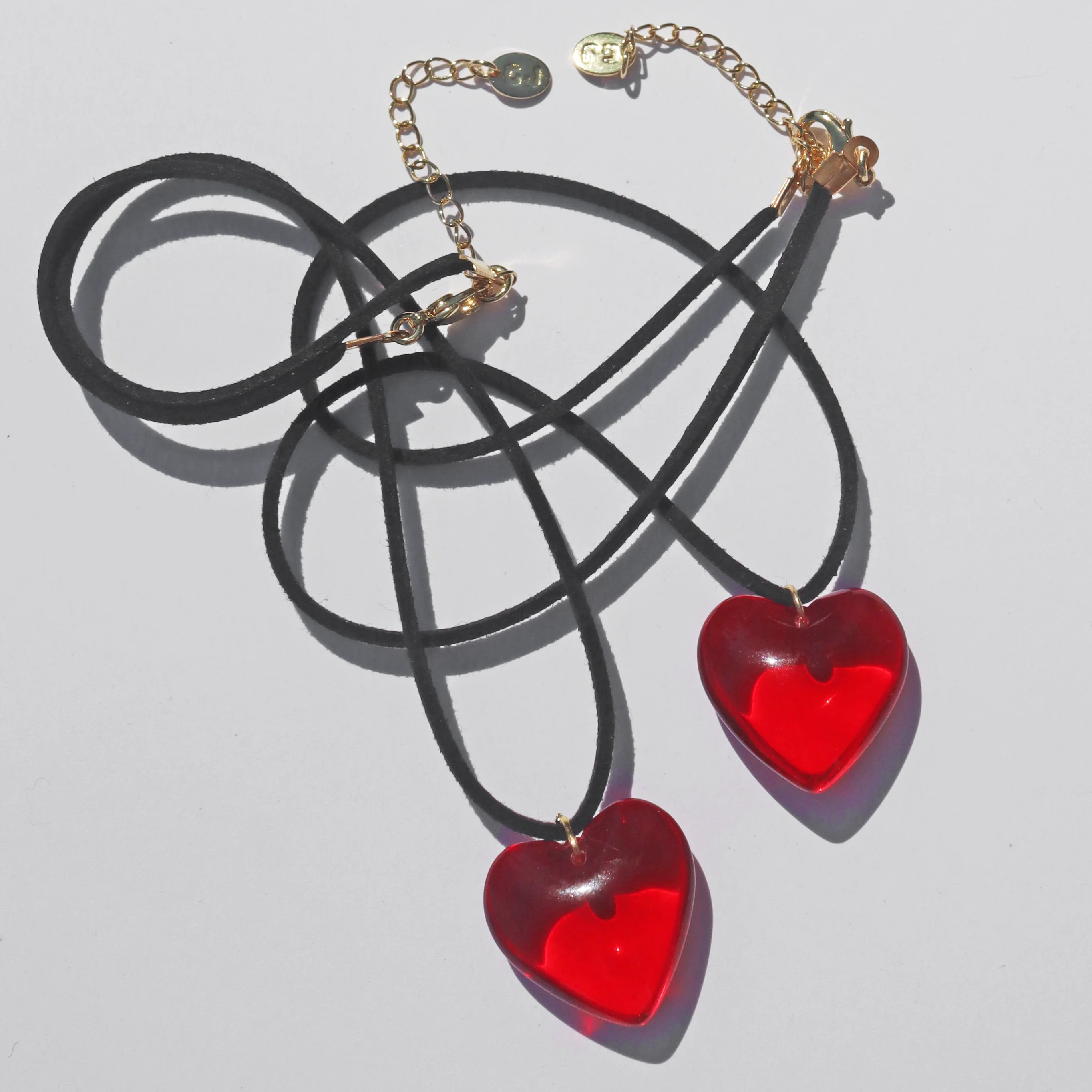 Mimi Glass Heart Necklace in Red - Image 4