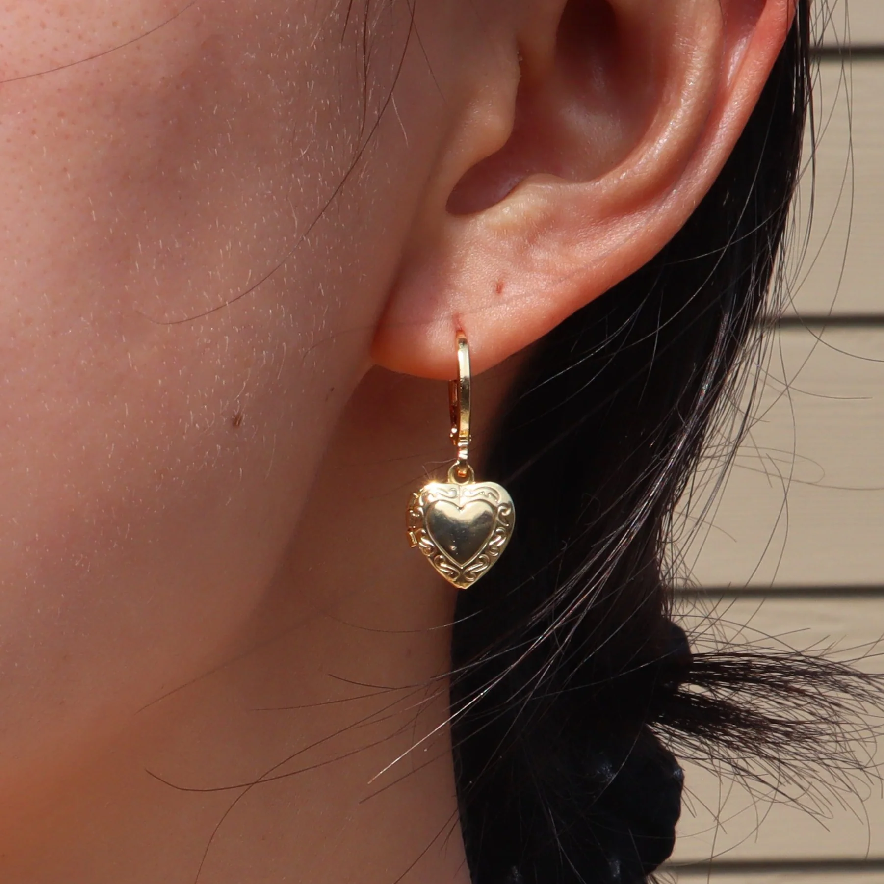 Nostalgia Heart Locket Earrings - Image 3